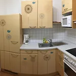 Sara 公寓