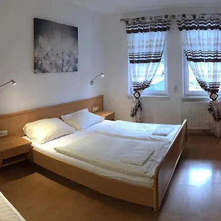 Sara Apartman *