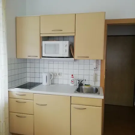 Sara Apartman *